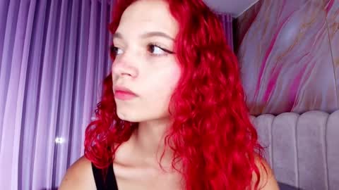 Snapshot of cloe_stanfort chatting on 05.08.26 Cloe Stanfort online show from 05.08.26