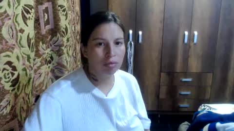 Snapshot of cloepussy chatting on 05.31.26 cloepussy online show from 05.31.26