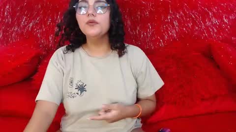Snapshot of clohe_watsonn chatting on 10.16.25 Clohe  online show from 10.16.25