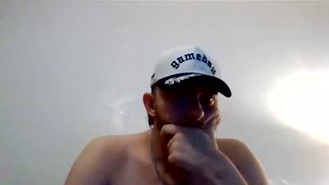 tallhungandcloudy online show from 04.17.26