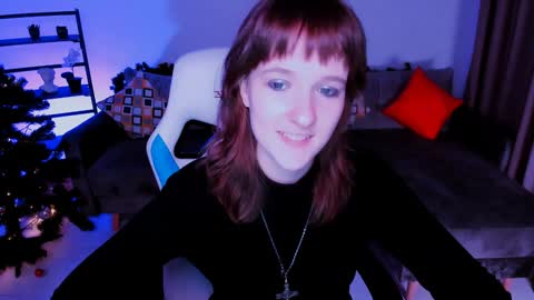  Clover  follow me  online show from 01.02.25