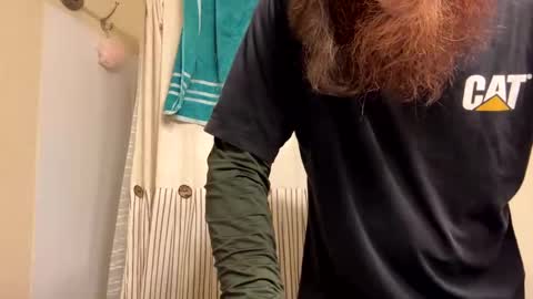 Snapshot of cloverboy1988 chatting on 01.22.25 cloverboy1988 online show from 01.22.25