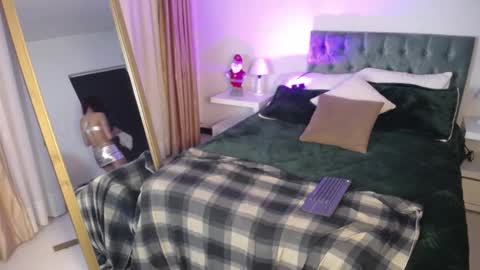 emely dolce online show from 12.07.24