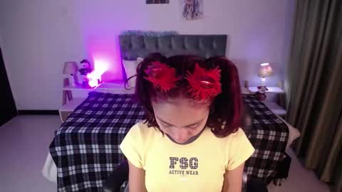 emely dolce online show from 12.13.24