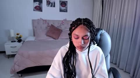 emely dolce online show from 01.24.25