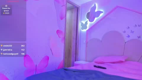 Snapshot of cloy_baby chatting on 05.22.26 Eilyn online show from 05.22.26