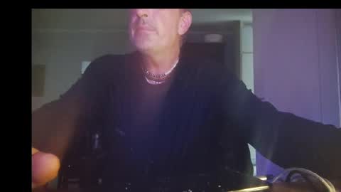 clubkes online show from 02.21.25