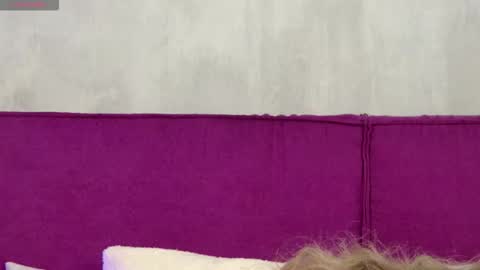 Snapshot of clumsylove chatting on 10.03.25 Marina online show from 10.03.25