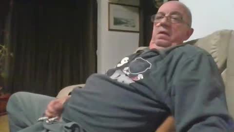 Snapshot of cock9635 chatting on 01.01.25 cock9635 online show from 01.01.25