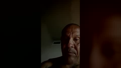 Snapshot of cockspitting chatting on 04.01.26 cockspitting online show from 04.01.26