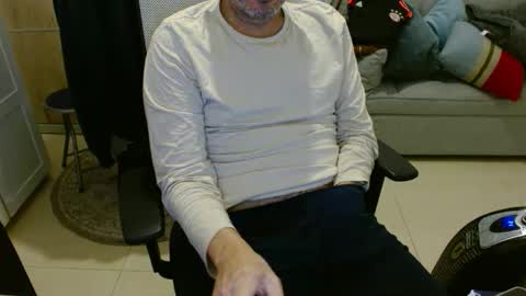 Snapshot of cockydude31 chatting on 12.21.25 cockydude31 online show from 12.21.25
