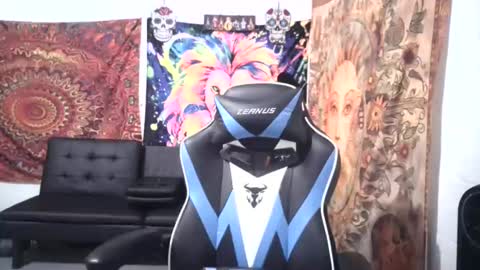 Snapshot of cococakez69 chatting on 12.02.24 Cococakez online show from 12.02.24