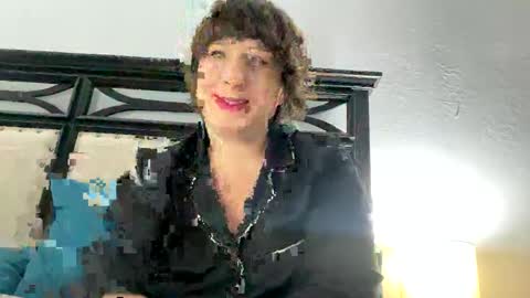 Snapshot of cocodeville chatting on 09.23.25 Coco Deville online show from 09.23.25
