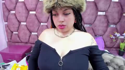 Snapshot of cocoo_nuth chatting on 01.11.26 Cocoo online show from 01.11.26