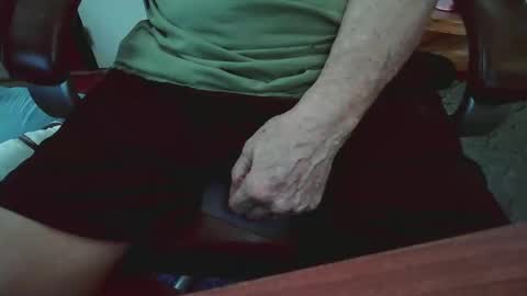 Snapshot of cody81421 chatting on 02.13.25 cody81421 online show from 02.13.25