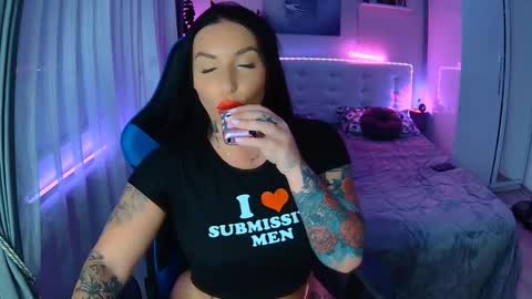 Ur goddess Nikki online show from 09.16.25