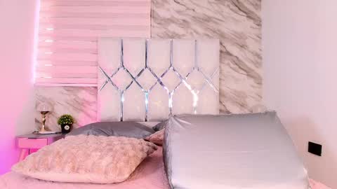 colett online show from 04.23.26