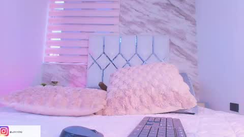 colett online show from 04.27.26