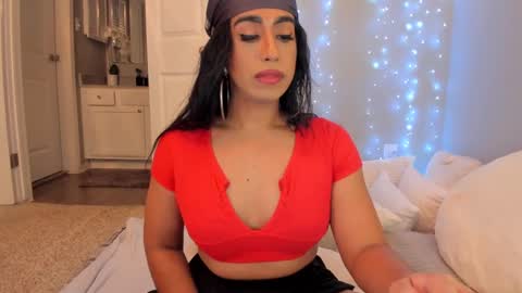 Snapshot of colombiantexas chatting on 01.15.25    ........ Instagram  Lorysexys online show from 01.15.25