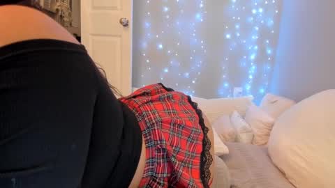 Snapshot of colombiantexas chatting on 01.28.25    ........ Instagram  Lorysexys online show from 01.28.25