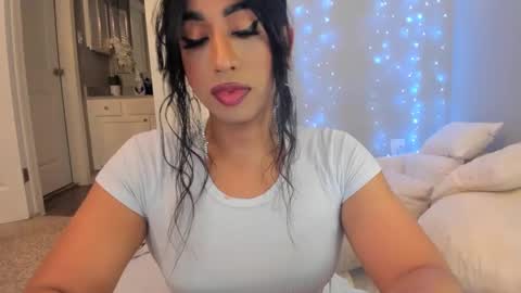 Snapshot of colombiantexas chatting on 03.08.25    ........ Instagram  Lorysexys online show from 03.08.25