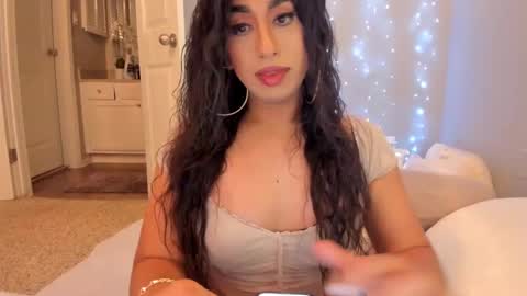 Snapshot of colombiantexas chatting on 09.16.25    ........ Instagram  Lorysexys online show from 09.16.25