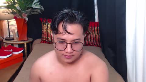 Snapshot of colossalboy chatting on 12.30.24 Sunny online show from 12.30.24