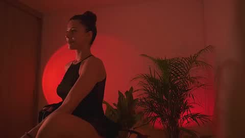 Snapshot of colouristic chatting on 03.02.25 Laura online show from 03.02.25