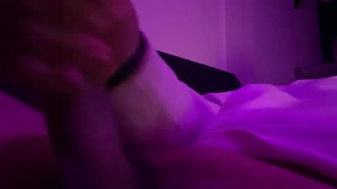 Snapshot of cometemipito chatting on 11.27.25 Chris online show from 11.27.25