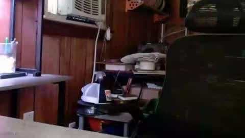 Snapshot of comic_king27 chatting on 10.06.25 Nelson or ComicKing and sometime Peachy143 online show from 10.06.25