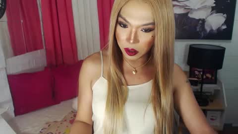 QUEEN SABRINA online show from 01.02.25