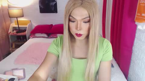 QUEEN SABRINA online show from 01.06.26