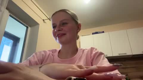 Snapshot of concettabellus chatting on 07.28.26 Kate online show from 07.28.26