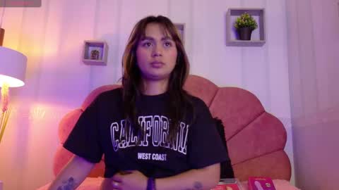 Snapshot of conejita_420_ chatting on 10.02.25 conejita_420_ online show from 10.02.25
