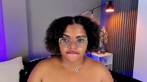 conielaurenth online show from 12.21.24