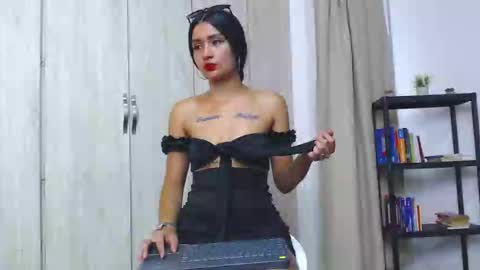 conni_f00x online show from 02.11.26