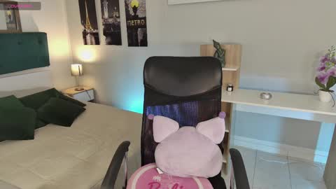 Connie online show from 02.11.25