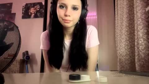 Isabella online show from 10.24.25