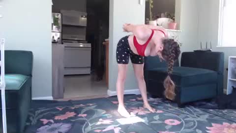 ANR Mommy online show from 10.17.25