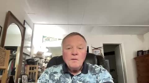 Snapshot of cookoosnest chatting on 02.01.25 cookoosnest online show from 02.01.25