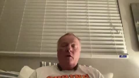 Snapshot of cookoosnest chatting on 03.01.25 cookoosnest online show from 03.01.25