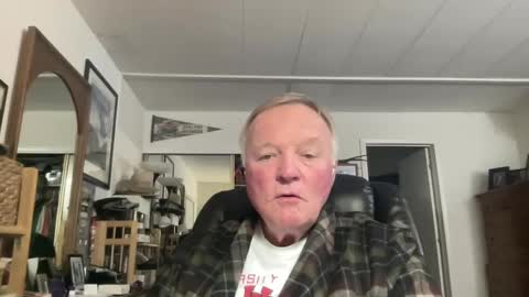 Snapshot of cookoosnest chatting on 03.05.25 cookoosnest online show from 03.05.25