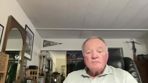 Snapshot of cookoosnest chatting on 11.01.25 cookoosnest online show from 11.01.25