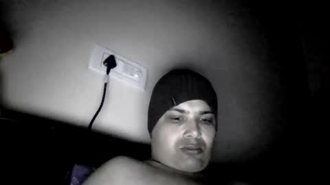 Cool Breeze09 online show from 12.18.25