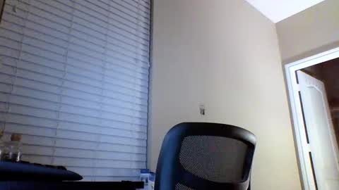 Snapshot of cooldude122222 chatting on 01.08.25 cooldude122222 online show from 01.08.25