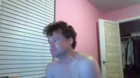 Snapshot of cooldude122222 chatting on 10.12.25 cooldude122222 online show from 10.12.25