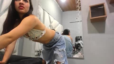 CooperEmma  online show from 12.02.25