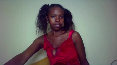 coquine_lara online show from 04.21.26