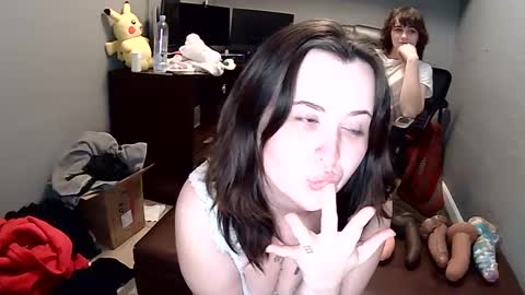 Snapshot of cor3y33_ chatting on 03.06.25 cor3y33 online show from 03.06.25