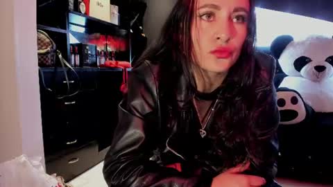 Coral  online show from 07.22.26